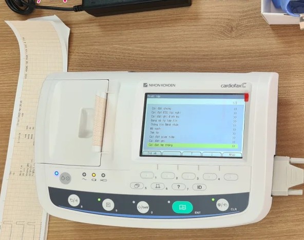 Giấy ghi điện tâm đồ 3 cần 63mmx30m (Giấy điện tim) - Ảnh 3