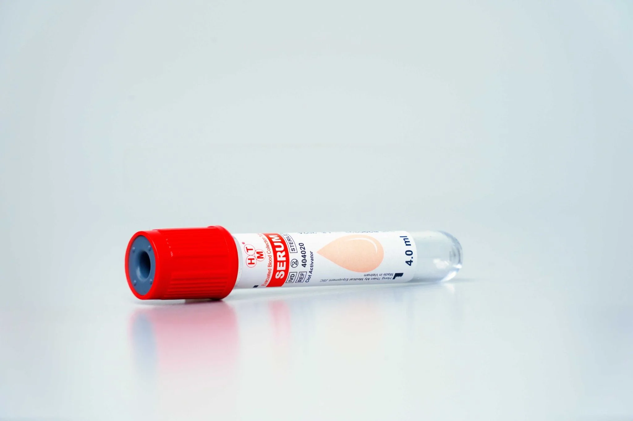 Ống Nghiệm Chân Không Serum HTM (nắp đỏ)