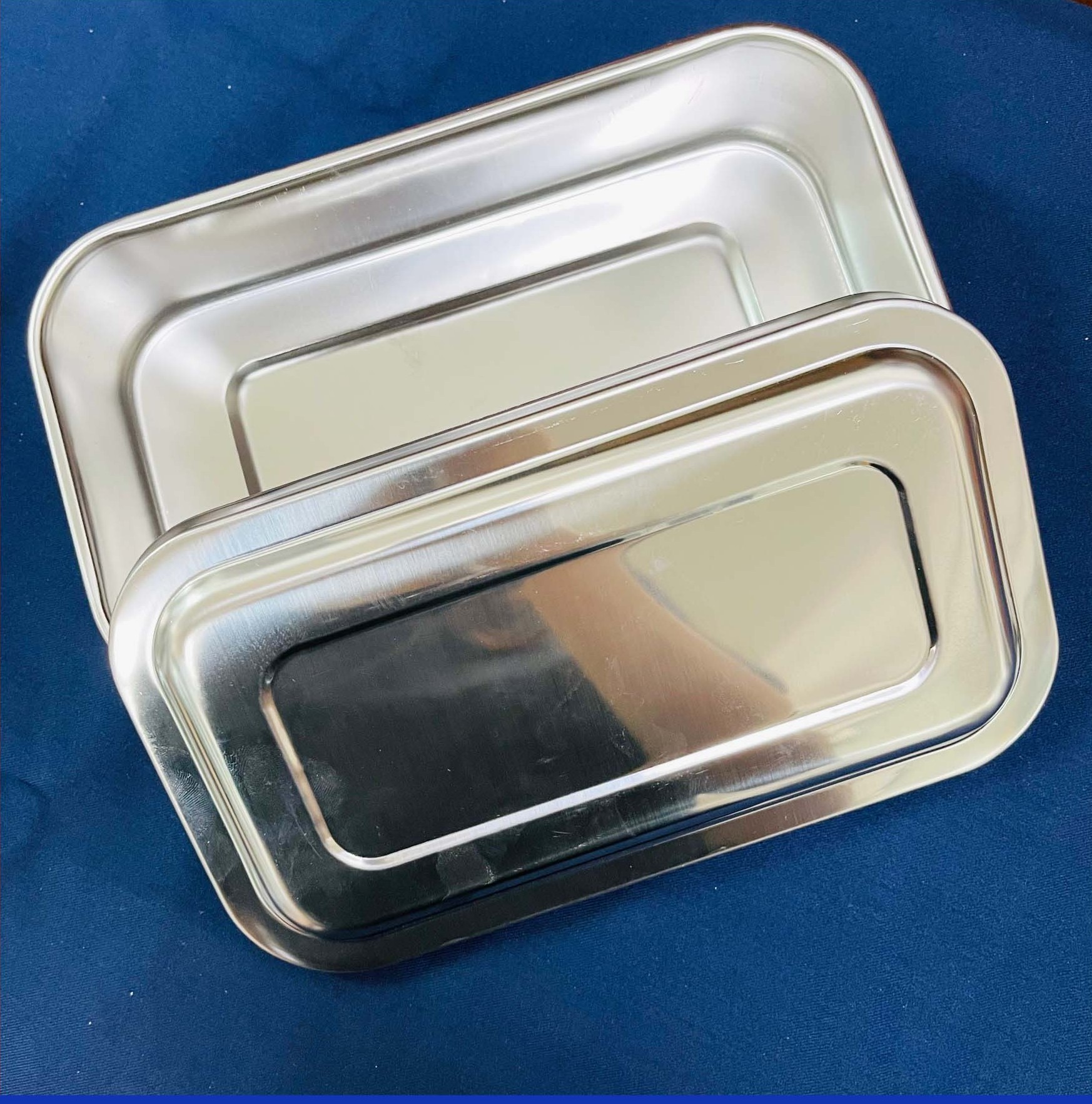 Hộp Inox đựng dụng cụ y tế