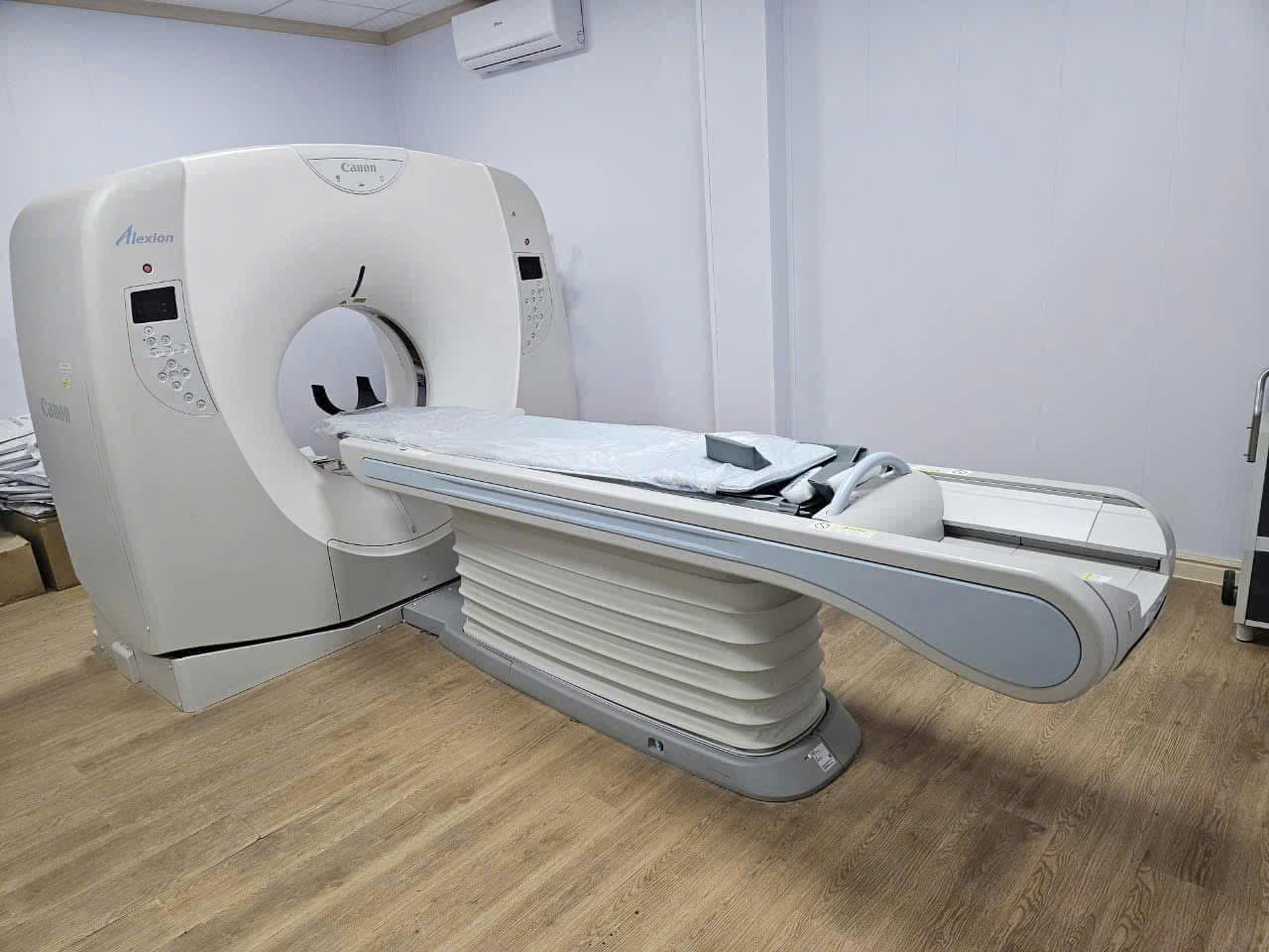 Hệ thống chụp CT Scanner 16/32 lát cắt Aquilion