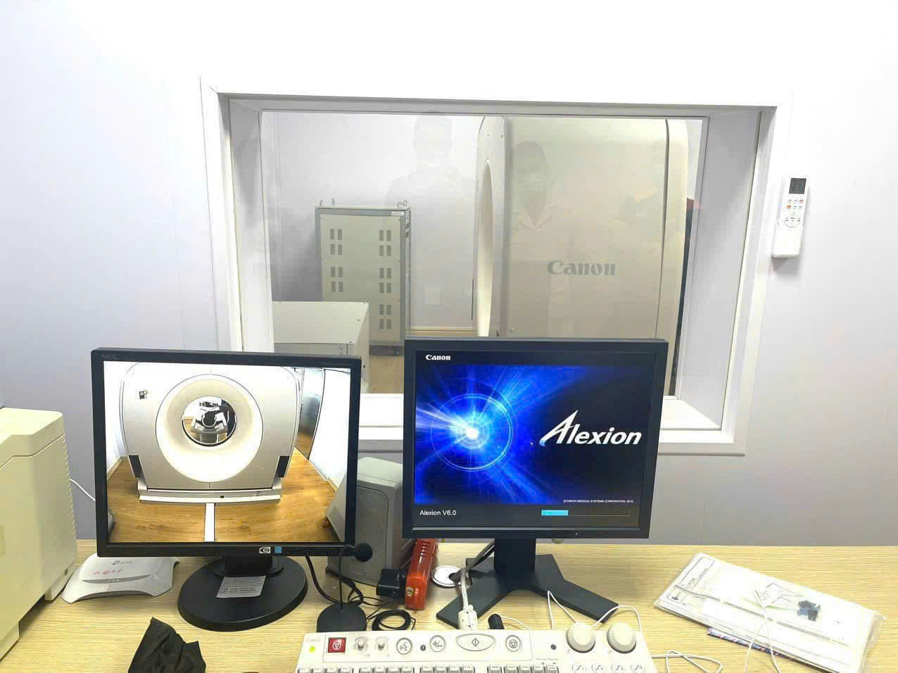 Hệ thống chụp CT Scanner 16/32 lát cắt Aquilion - Ảnh 3